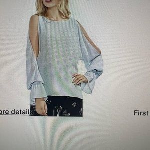 NWT Vince Camuto Blouse XS
